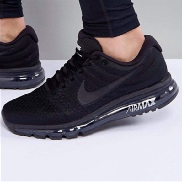 air max 2017 triple black